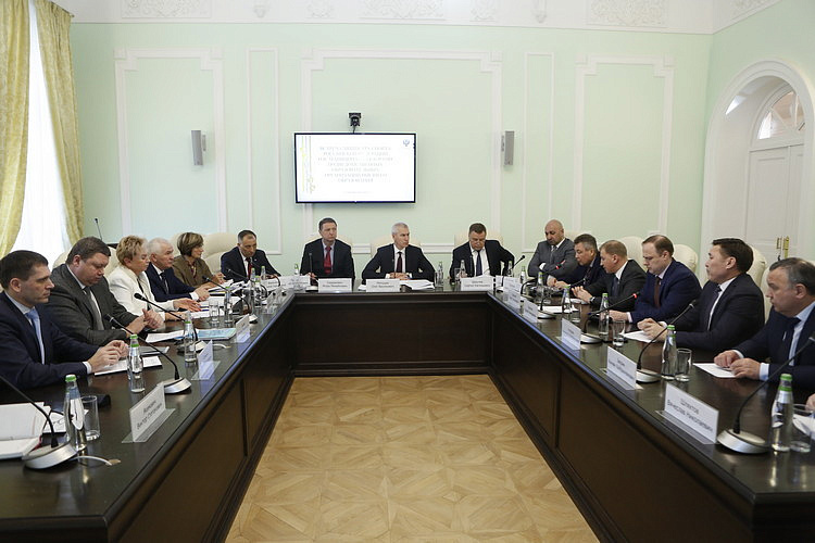 Ректор Кубанского государственного университета физической культуры, спорта и туризма профессор Султан Меджидович Ахметов принял участие во встрече ректоров вузов с Министром спорта Российской Федерации Олегом Васильевичем Матыциным. 