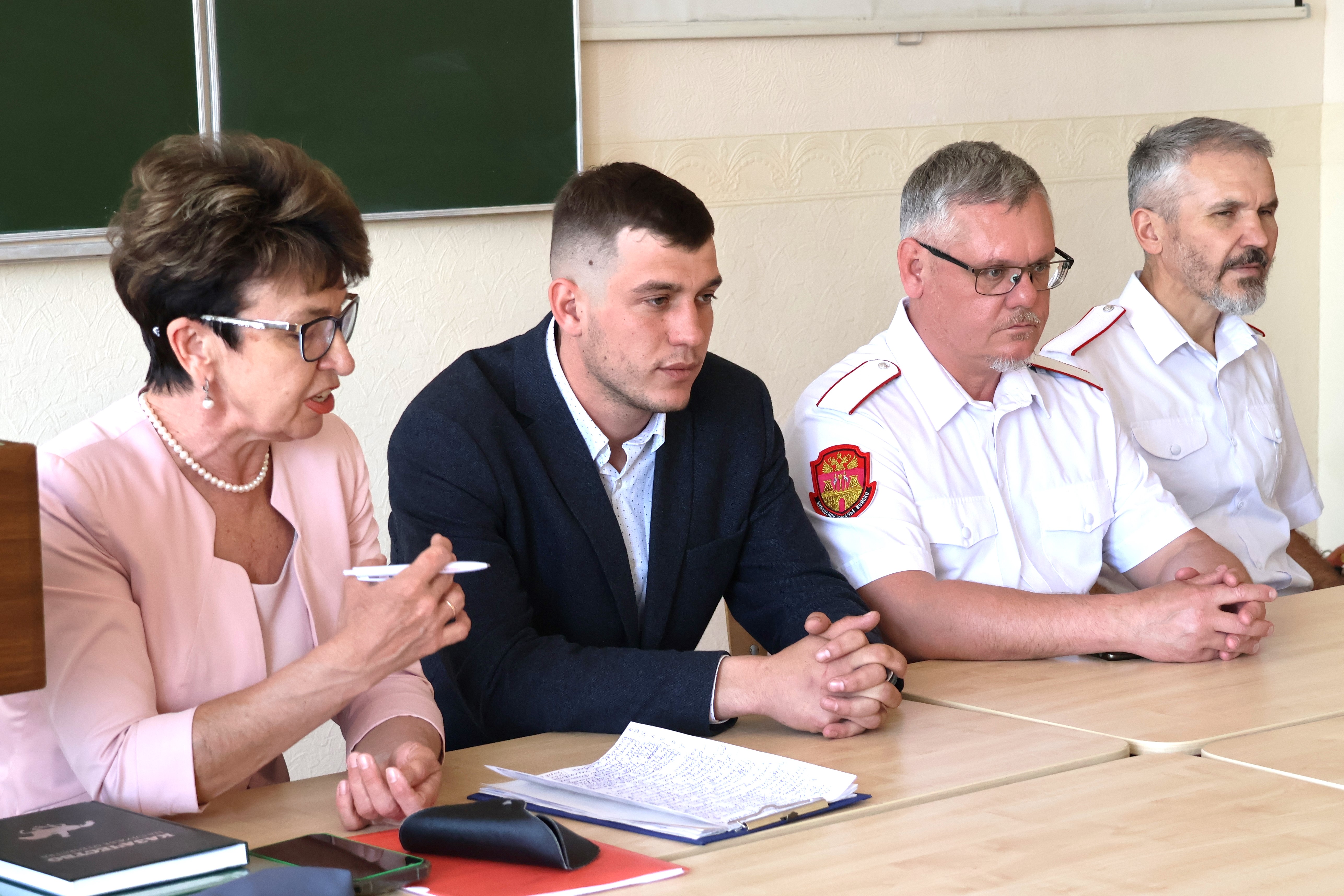 В университете прошел казачий сбор сотни (дружины) КГУФКСТ.