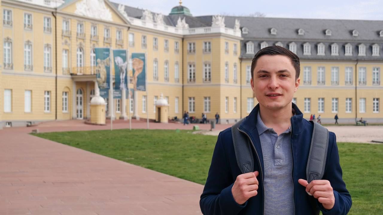 Студент факультета магистерской подготовки Николай Серопян успешно завершил стажировку в Карлсруйском институте технологий  (Германия). 
