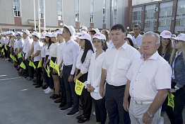 Торжественная линейка, посвящённая началу учебного года (02.09.2019)
