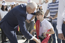 Торжественная линейка, посвящённая началу учебного года (02.09.2019)