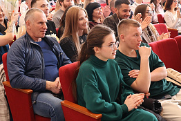 В КГУФКСТ прошло торжественное вручение дипломов бакалавров и магистров выпускникам заочной формы обучения.