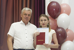 Вручение дипломов: Факультет сервиса и туризма (10.07.2019)