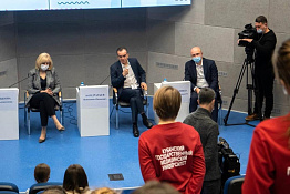 Обучающиеся университета приняли участие во встрече губернатора В.И.Кондратьева  со студенчеством Кубани