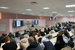 В КГУФКСТ состоялась встреча обучающихся вуза с руководителем Центра водных видов спорта С.А. Мясищевым.