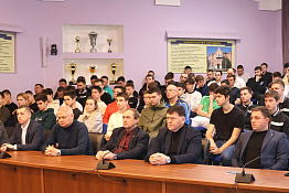 В КГУФКСТ прошла встреча с заслуженным тренером России Валерием Георгиевичем Газзаевым.