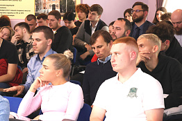 В университете прошла открытая лекция «Современные тенденции футбола».