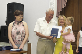Вручение дипломов: Факультет сервиса и туризма (10.07.2019)