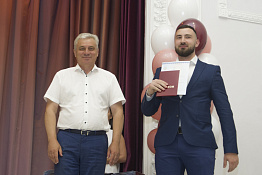 Вручение дипломов: Факультет сервиса и туризма (10.07.2019)