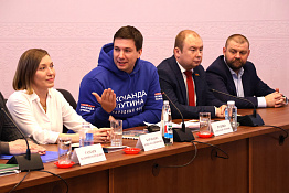 В КГУФКСТ прошла встреча с заслуженным тренером России Валерием Георгиевичем Газзаевым.