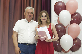 Вручение дипломов: Факультет сервиса и туризма (10.07.2019)