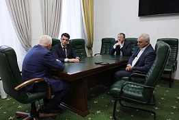 В КГУФКСТ состоялась встреча ректора профессора Султана Меджидовича Ахметова с министром физической культуры и спорта Краснодарского края.