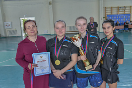 ПОЗДРАВЛЯЕМ! Женская и мужская команды КГУФКСТ – победители XXXIII Универсиады Кубани среди высших учебных заведений по теннису.